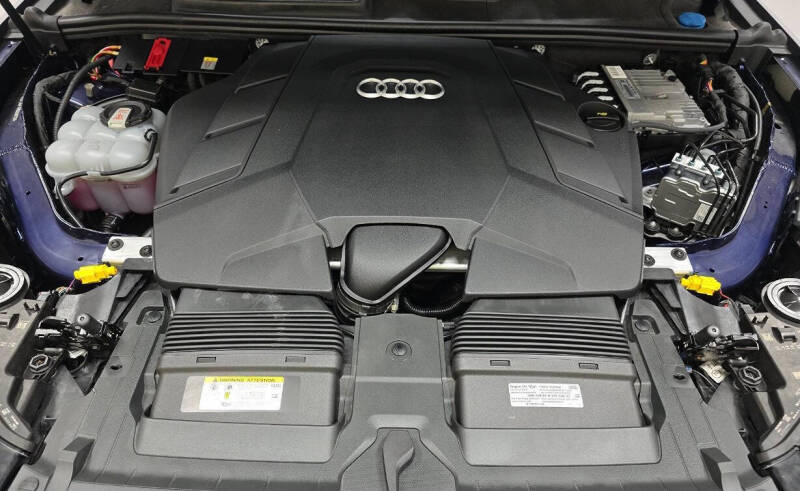 2022 Audi Q7 quattro Premium Plus 55 TFSI