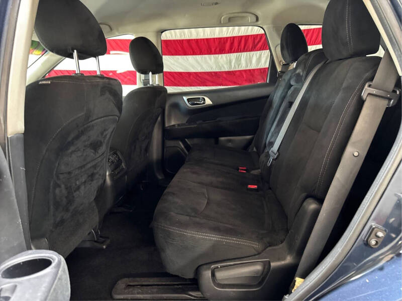 2014 Nissan Pathfinder S