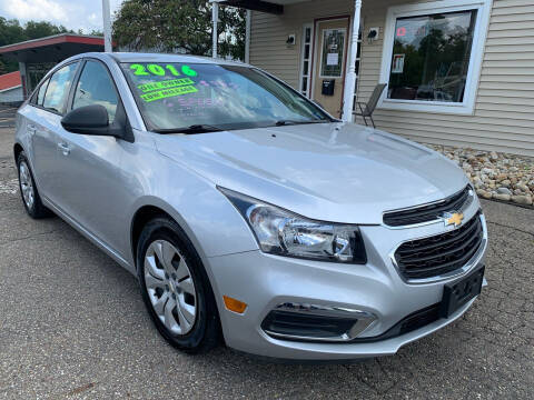 2016 Chevrolet Cruze Limited for sale at G & G Auto Sales in Steubenville OH