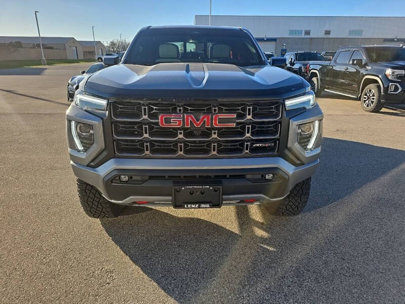 2025 GMC Canyon AT4