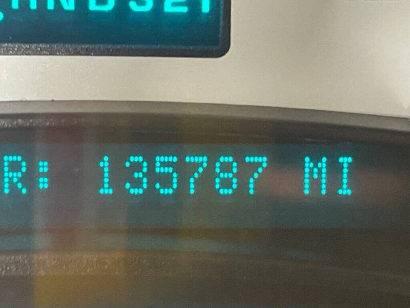 2003 HUMMER H2