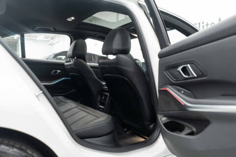 2024 BMW 3 Series 330i xDrive