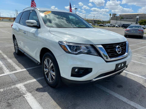 2018 Nissan Pathfinder for sale at MIAMI AUTO LIQUIDATORS in Miami FL