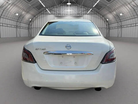 2013 Nissan Maxima