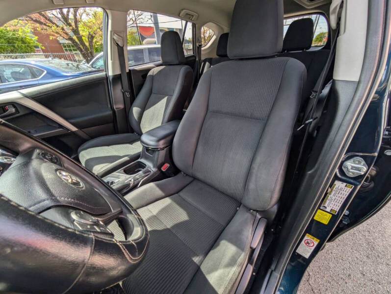 2017 Toyota RAV4 LE