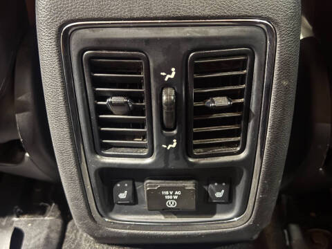 2013 Jeep Grand Cherokee Overland Summit