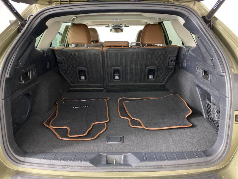 2024 Subaru Outback Touring XT