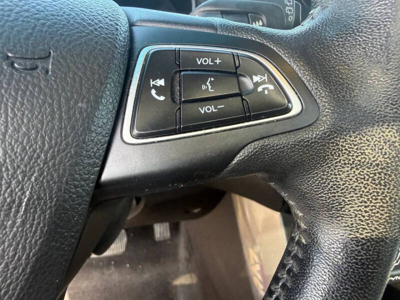 2017 Ford Focus Titanium