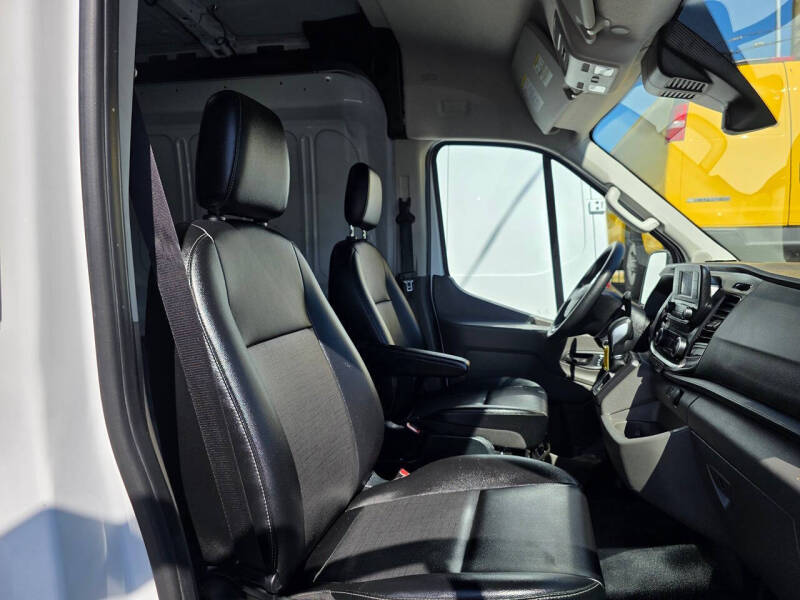 2023 Ford Transit 250
