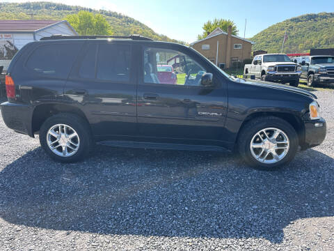 2006 GMC Envoy for sale at DOUG'S USED CARS in East Freedom PA