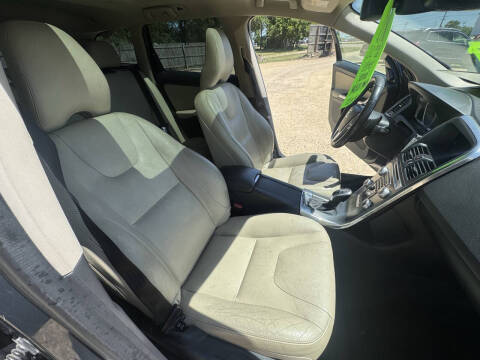 2016 Volvo XC60 T5 Drive-E Premier