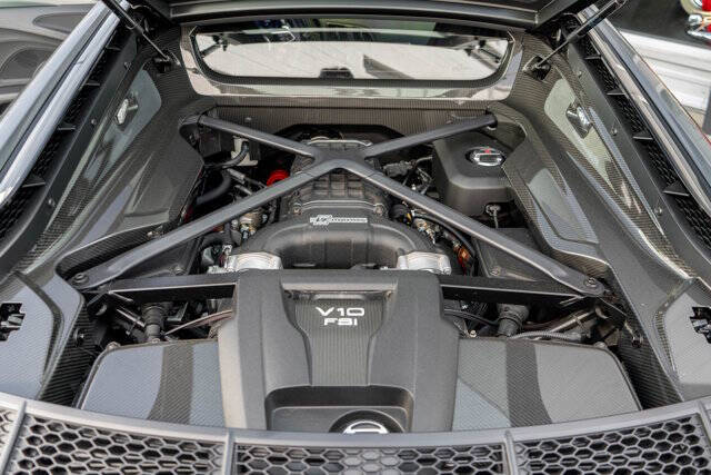 2017 Audi R8 32