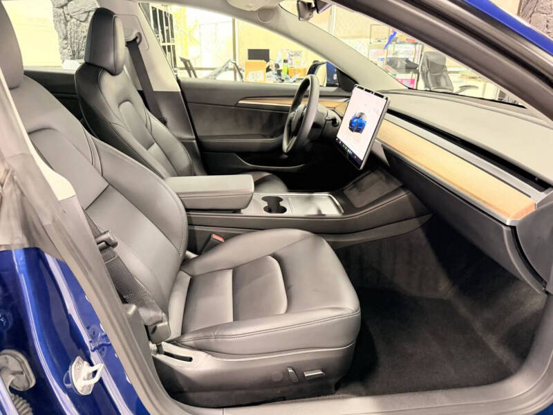 2023 Tesla Model 3 Performance