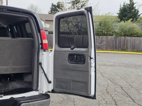 2013 Chevrolet Express LT 2500
