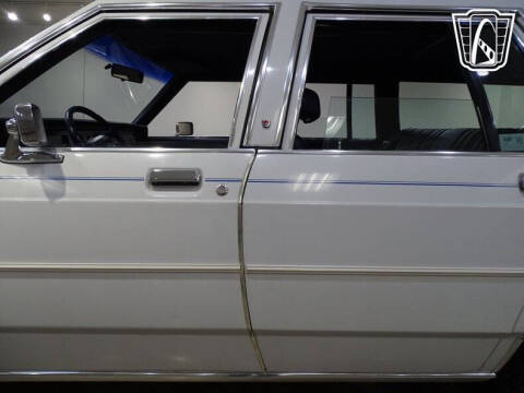 1985 Ford LTD Crown Victoria