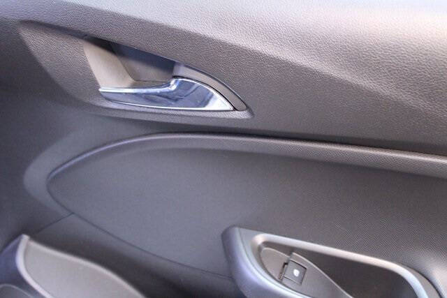 2017 Chevrolet Cruze LS Auto