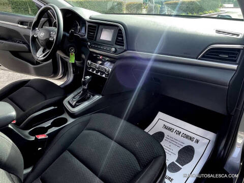 2020 Hyundai Elantra SE