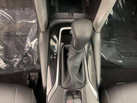 2025 Toyota Corolla Cross LE