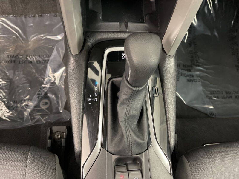 2025 Toyota Corolla Cross LE