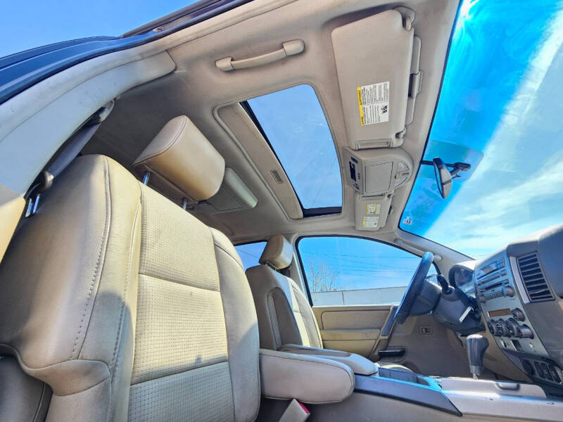 2006 Nissan Armada LE