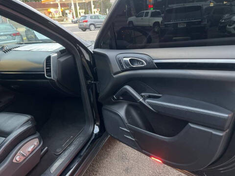 2016 Porsche Cayenne