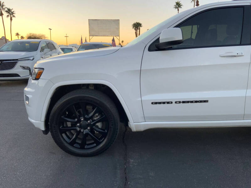 2017 Jeep Grand Cherokee Altitude