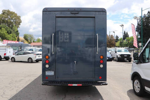 2020 Freightliner MT45 Chassis