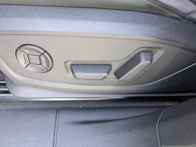 2022 Audi Q3 quattro S line Prem Plus 45 TFSI