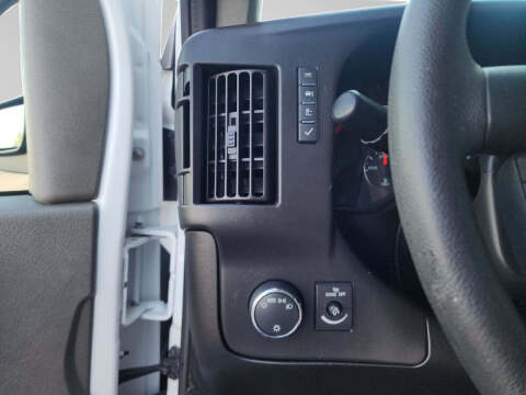 2024 Chevrolet Express 2500