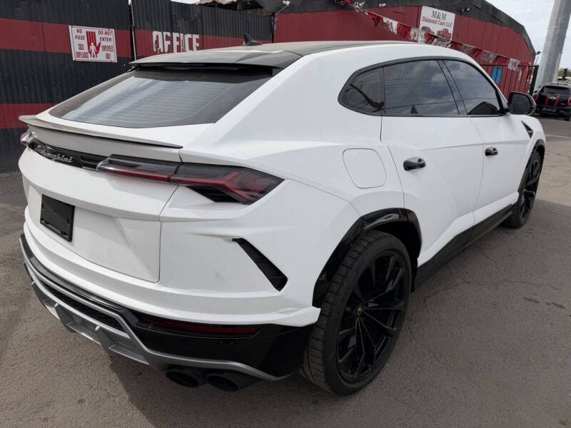 2021 Lamborghini Urus
