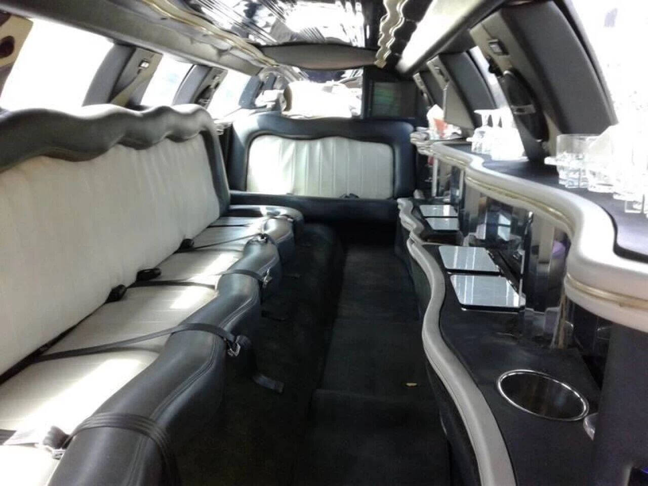 2006 Lincoln Town Car Sedan - $6,950