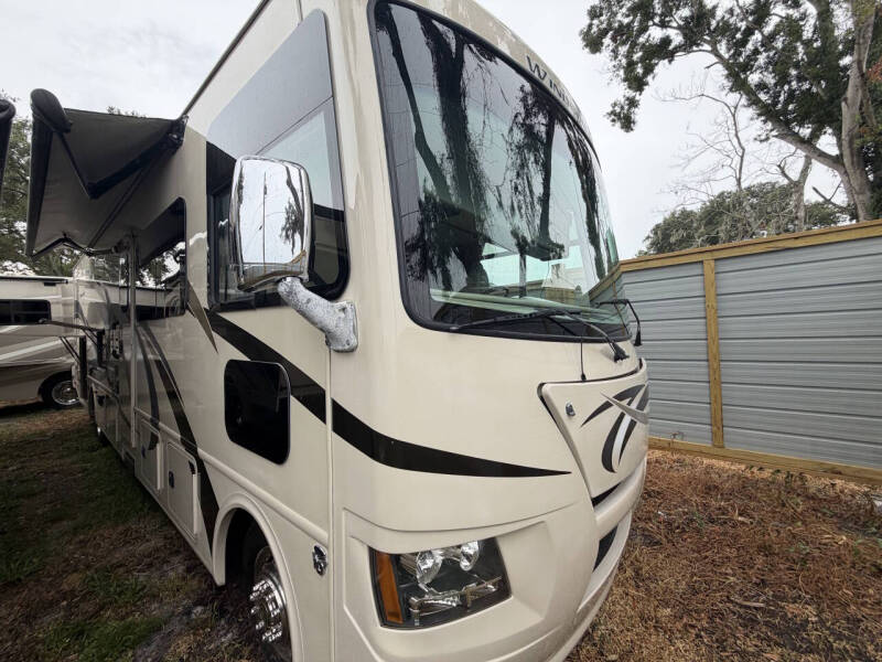 2016 Thor Motor Coach Windsport