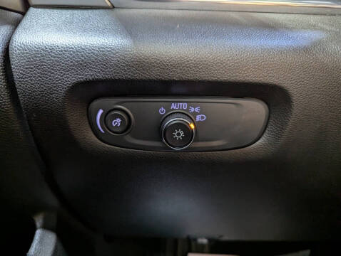 2022 Chevrolet Traverse LT