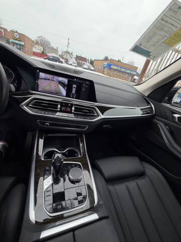 2020 BMW X7 xDrive40i