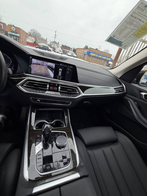 2020 BMW X7 xDrive40i