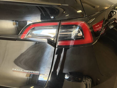 2024 Tesla Model Y Performance