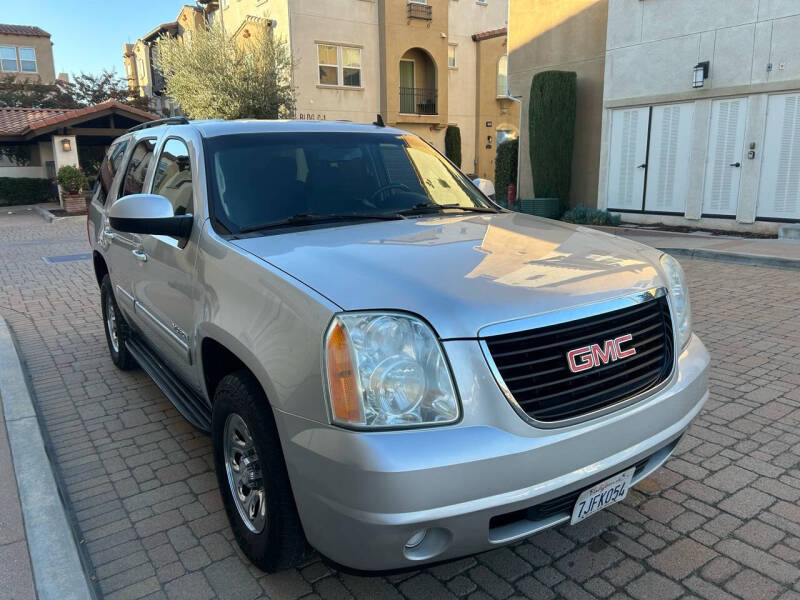 2011 GMC Yukon SLE