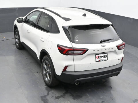 2026 Ford Escape Hybrid ST-Line Select