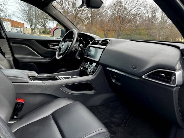 2020 Jaguar F-PACE 25t Premium