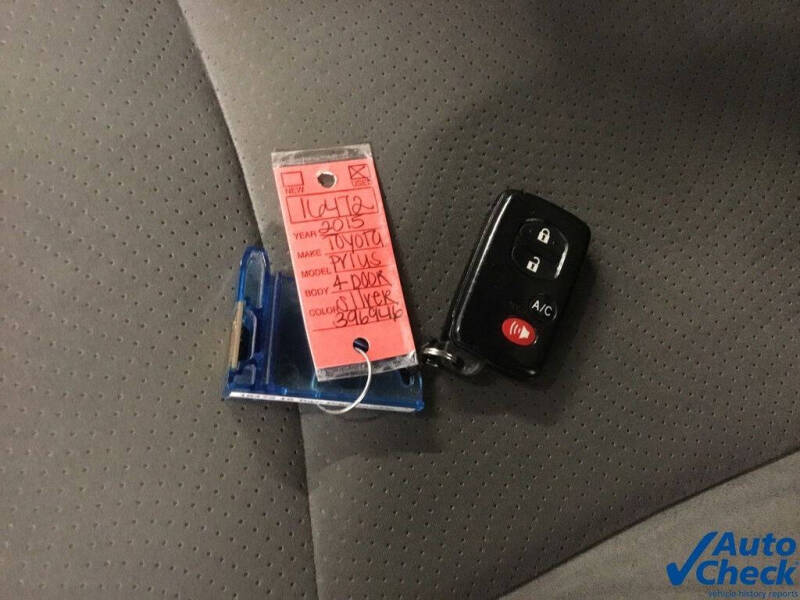 2015 Toyota Prius Three
