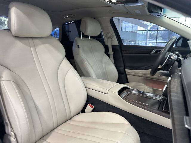 2022 Genesis G80