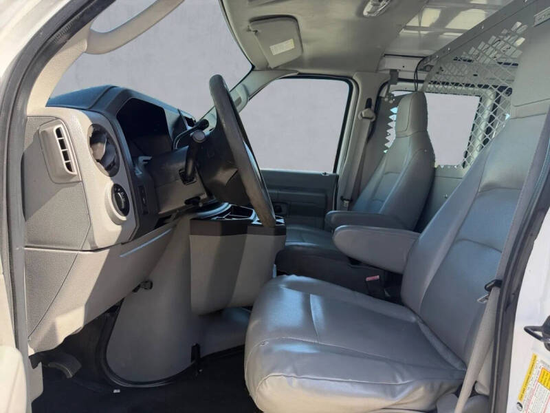 2013 Ford E-Series E-250