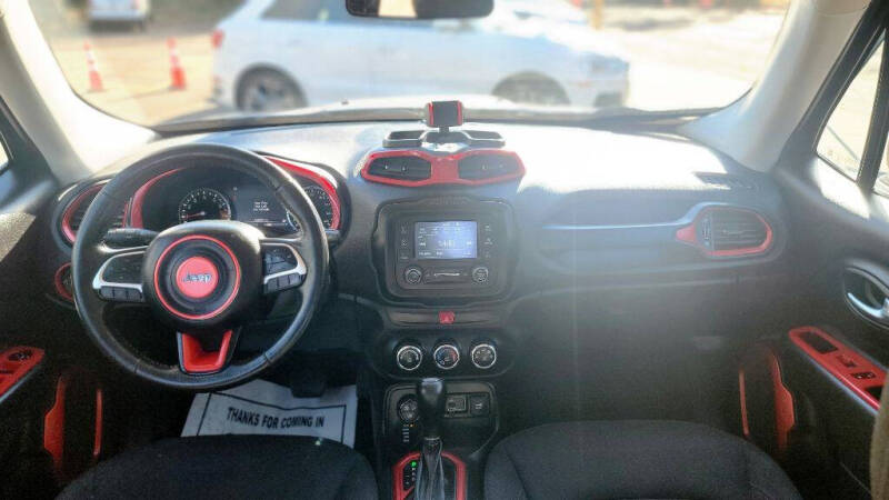 2017 Jeep Renegade Trailhawk