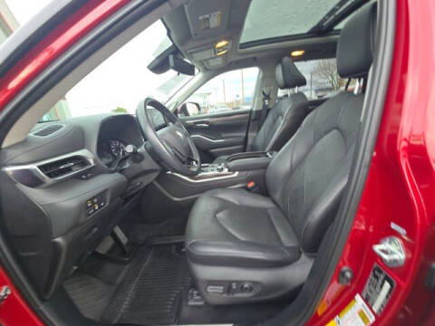 2021 Toyota Highlander Platinum