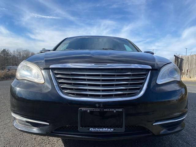 2013 Chrysler 200 LX
