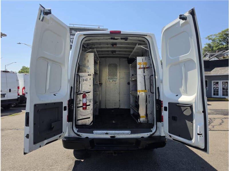 2017 Nissan NV