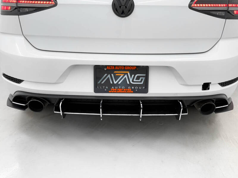 2019 Volkswagen Golf GTI SE