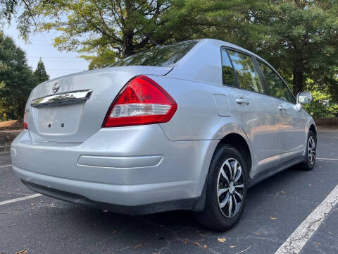 2009 Nissan Versa 1.8 S