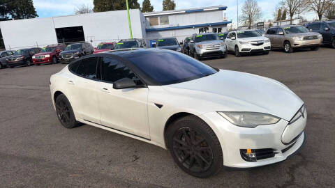 2014 Tesla Model S