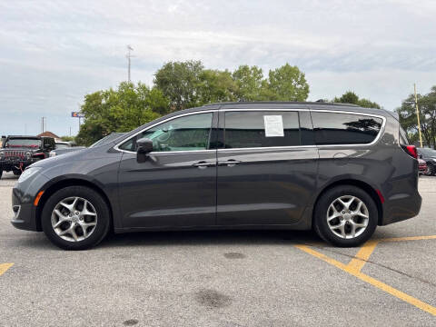 2019 Chrysler Pacifica Touring Plus
